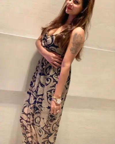 Tarabganj Escort